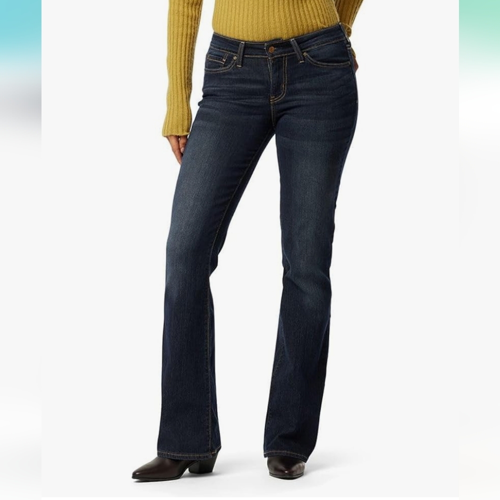 Levi Strauss Mid rise boot cut jean
